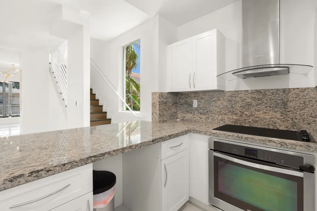 622 NE 10th Avenue Fort Lauderdale FL 33304
