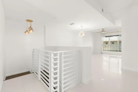 622 NE 10th Avenue Fort Lauderdale FL 33304