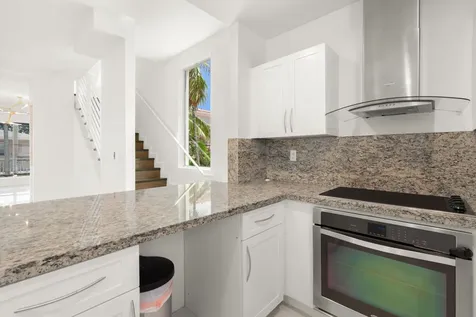 622 NE 10th Avenue Fort Lauderdale FL 33304