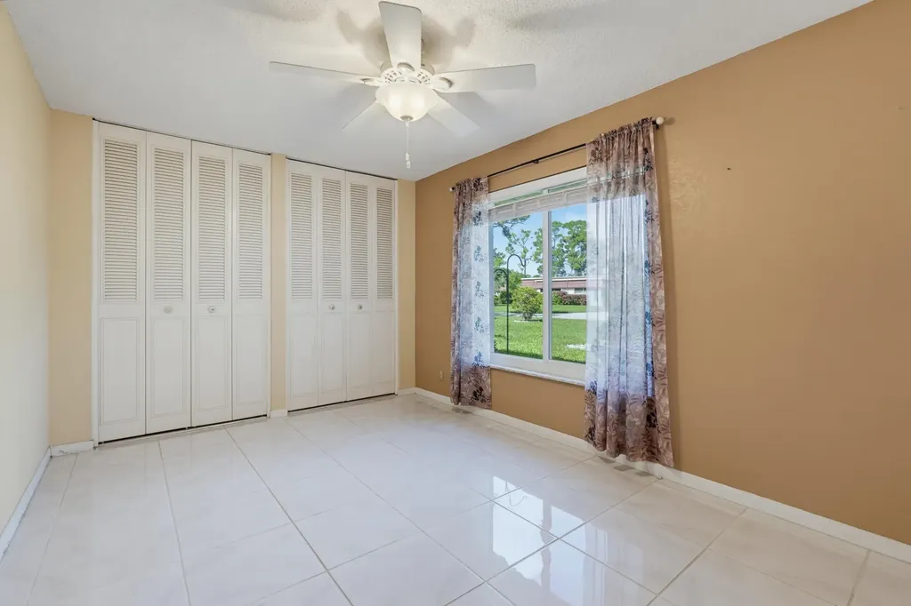 676 Laconia Circle Lake Worth FL 33467