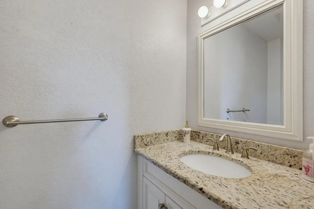 676 Laconia Circle Lake Worth FL 33467