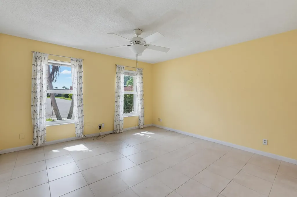 676 Laconia Circle Lake Worth FL 33467