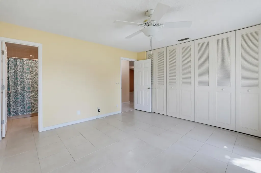 676 Laconia Circle Lake Worth FL 33467