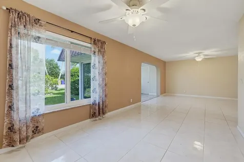 676 Laconia Circle Lake Worth FL 33467