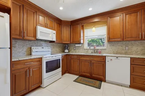 676 Laconia Circle Lake Worth FL 33467