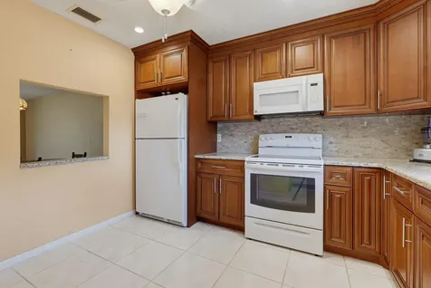 676 Laconia Circle Lake Worth FL 33467