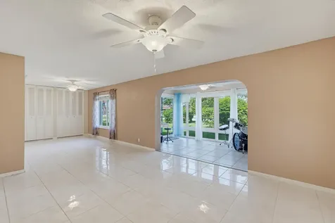 676 Laconia Circle Lake Worth FL 33467