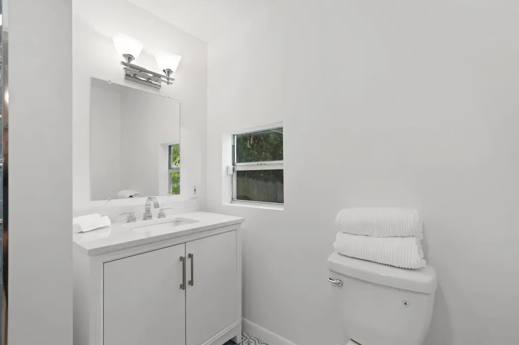 308 Barcelona Road West Palm Beach FL 33401