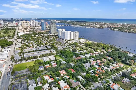 308 Barcelona Road West Palm Beach FL 33401