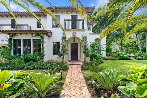 308 Barcelona Road West Palm Beach FL 33401