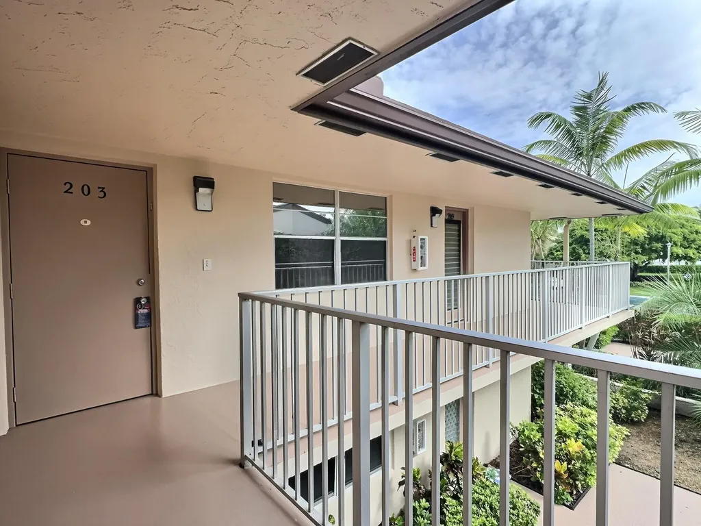 8760 Azalea Court Tamarac FL 33321