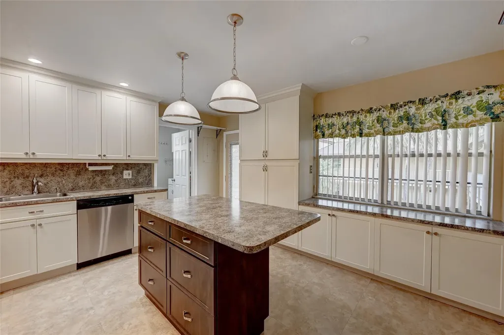 8760 Azalea Court Tamarac FL 33321