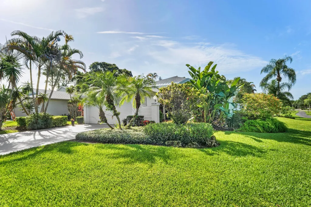 13120 Bonnette Drive Palm Beach Gardens FL 33418