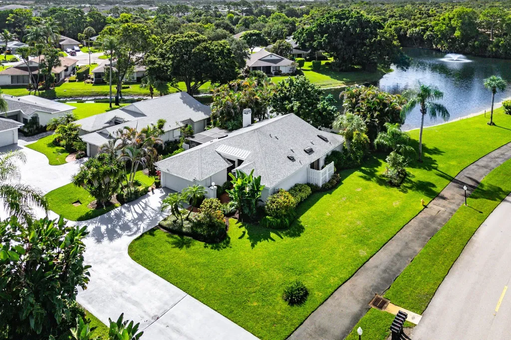 13120 Bonnette Drive Palm Beach Gardens FL 33418