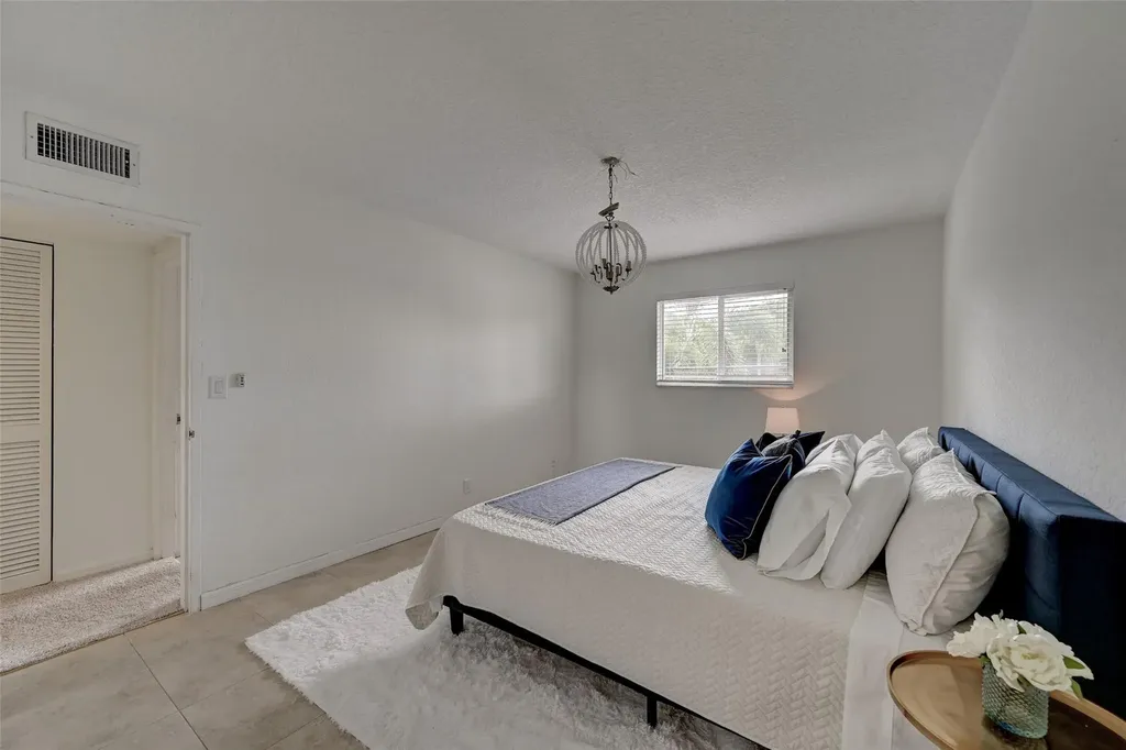 2020 NE 56th Street Fort Lauderdale FL 33308