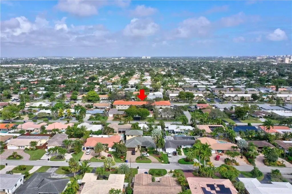 2020 NE 56th Street Fort Lauderdale FL 33308