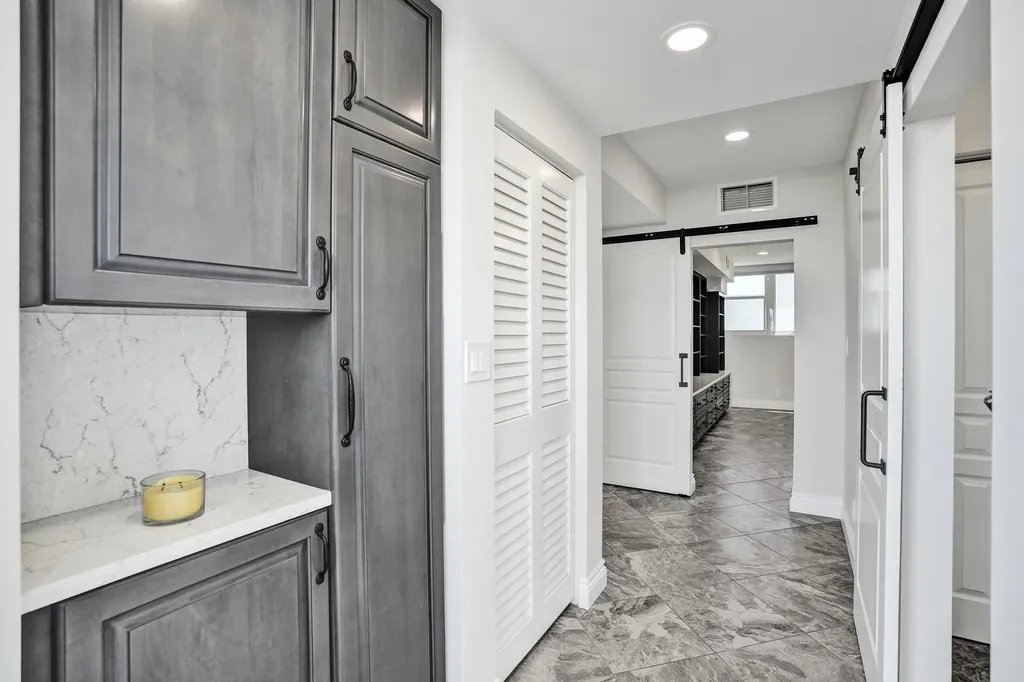 1900 S Ocean Drive Fort Lauderdale FL 33316