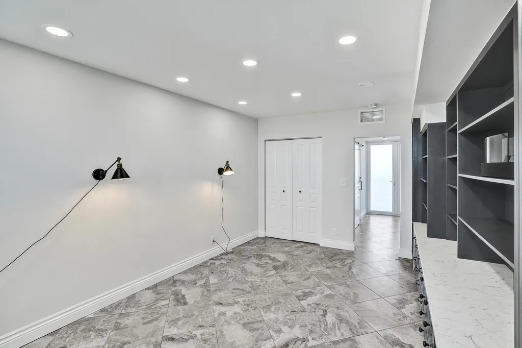 1900 S Ocean Drive Fort Lauderdale FL 33316