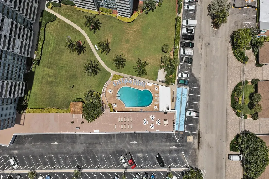 1900 S Ocean Drive Fort Lauderdale FL 33316