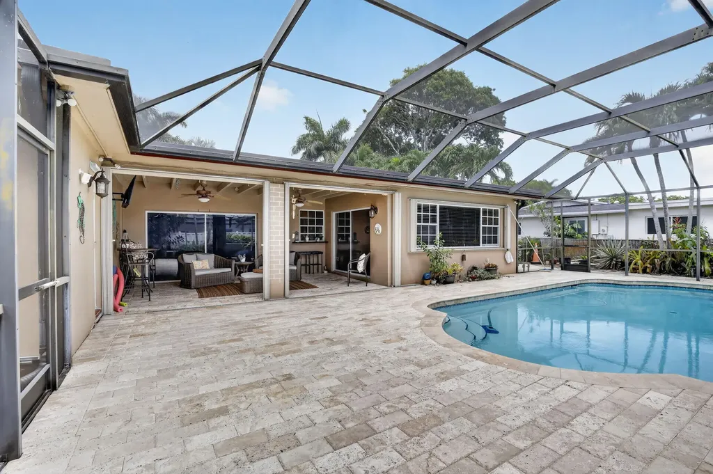1851 NW 106th Avenue Pembroke Pines FL 33026