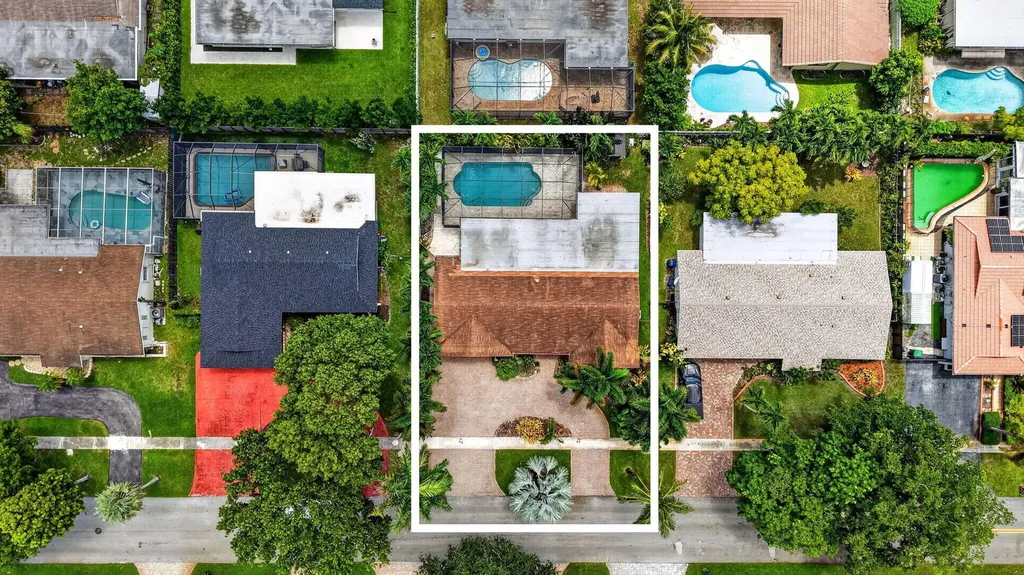 1851 NW 106th Avenue Pembroke Pines FL 33026