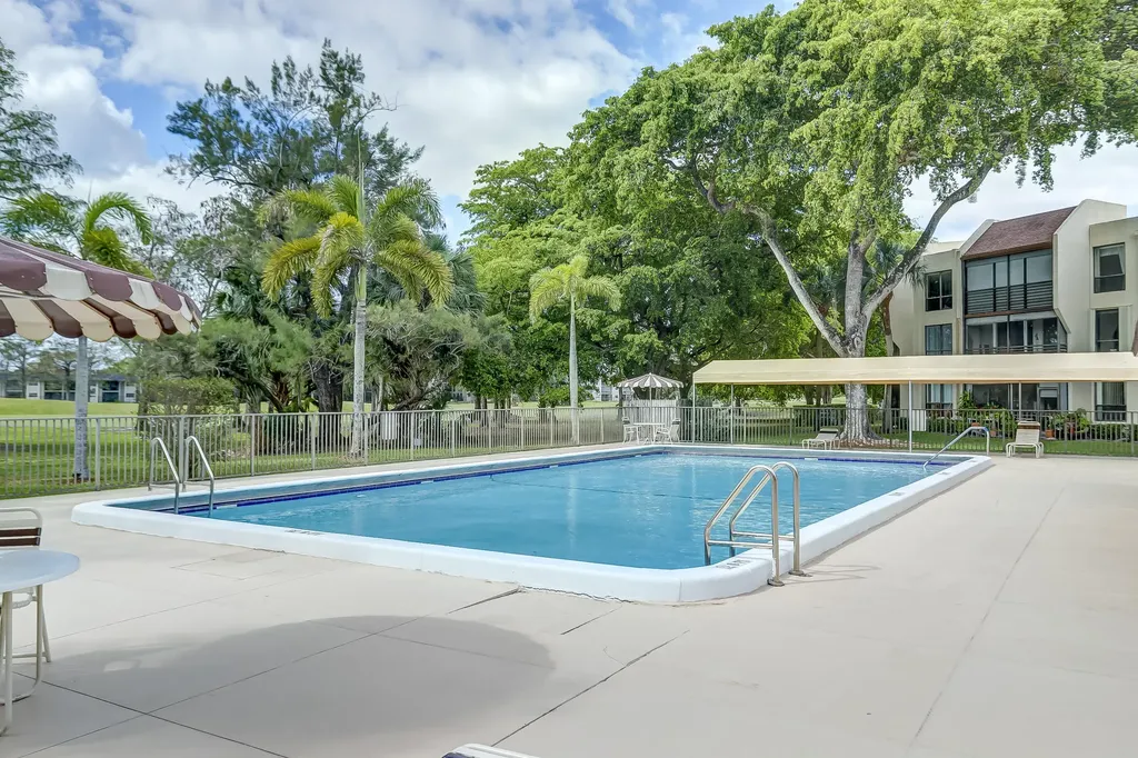 6751 N University Drive Tamarac FL 33321