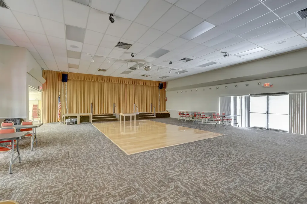 6751 N University Drive Tamarac FL 33321