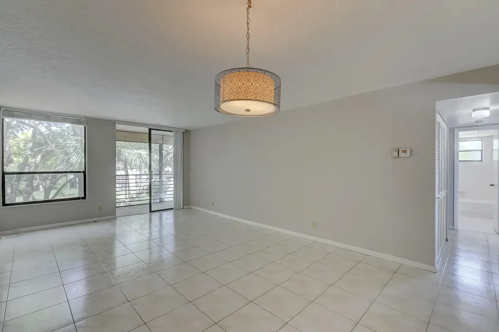 6751 N University Drive Tamarac FL 33321