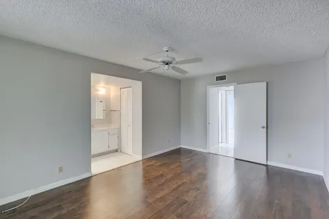 6751 N University Drive Tamarac FL 33321