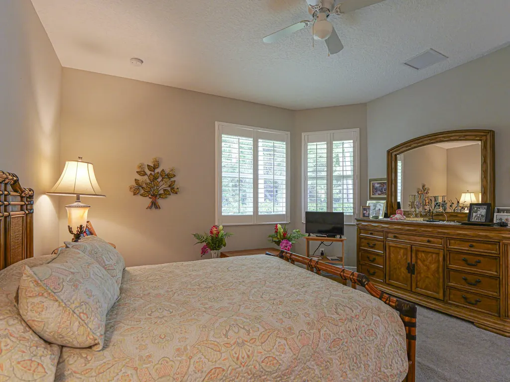 7425 Great Oak Place Vero Beach FL 32966