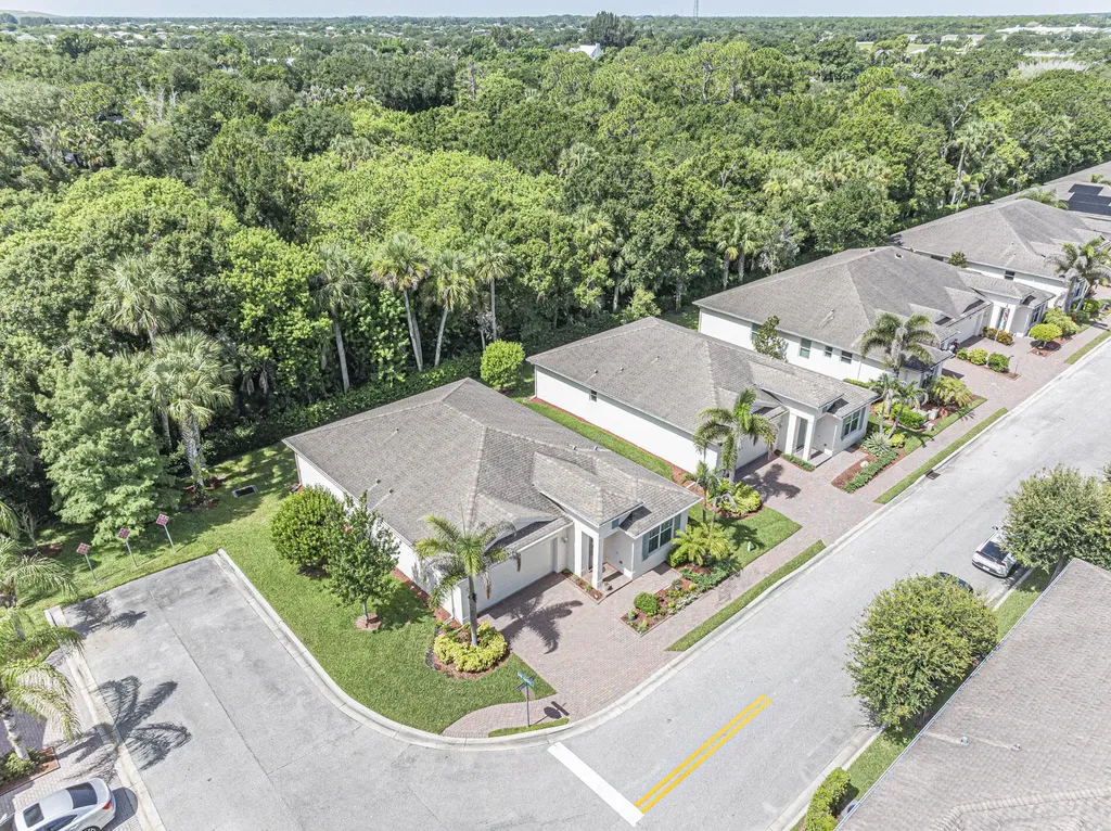 7425 Great Oak Place Vero Beach FL 32966
