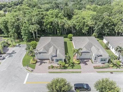 7425 Great Oak Place Vero Beach FL 32966