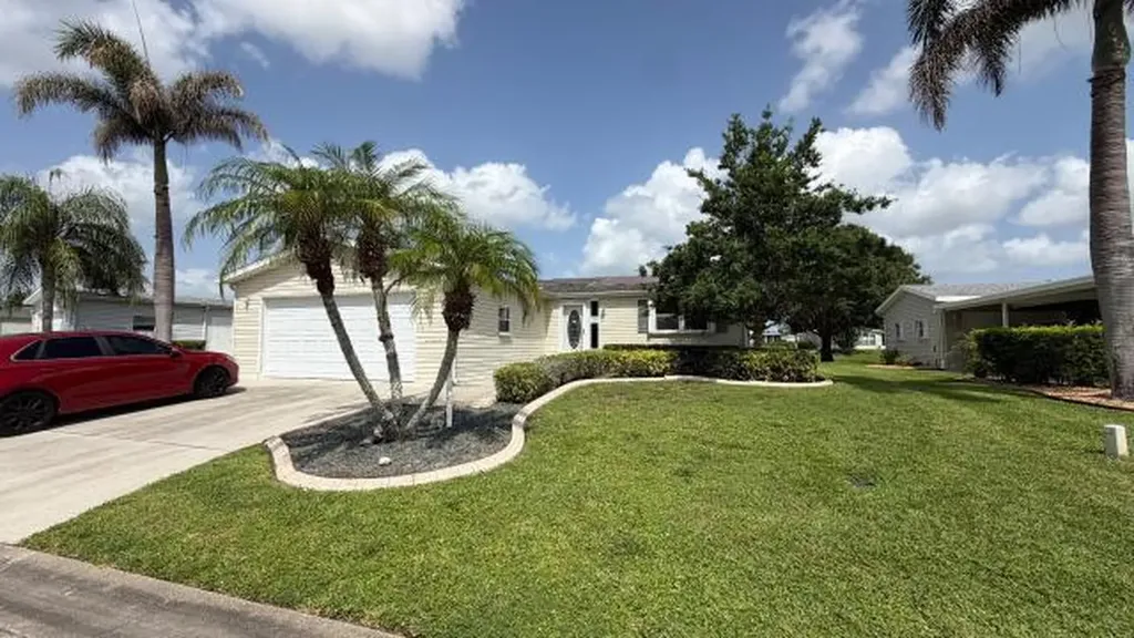 3224 Scarlet Tanger Court Port St Lucie FL 34952