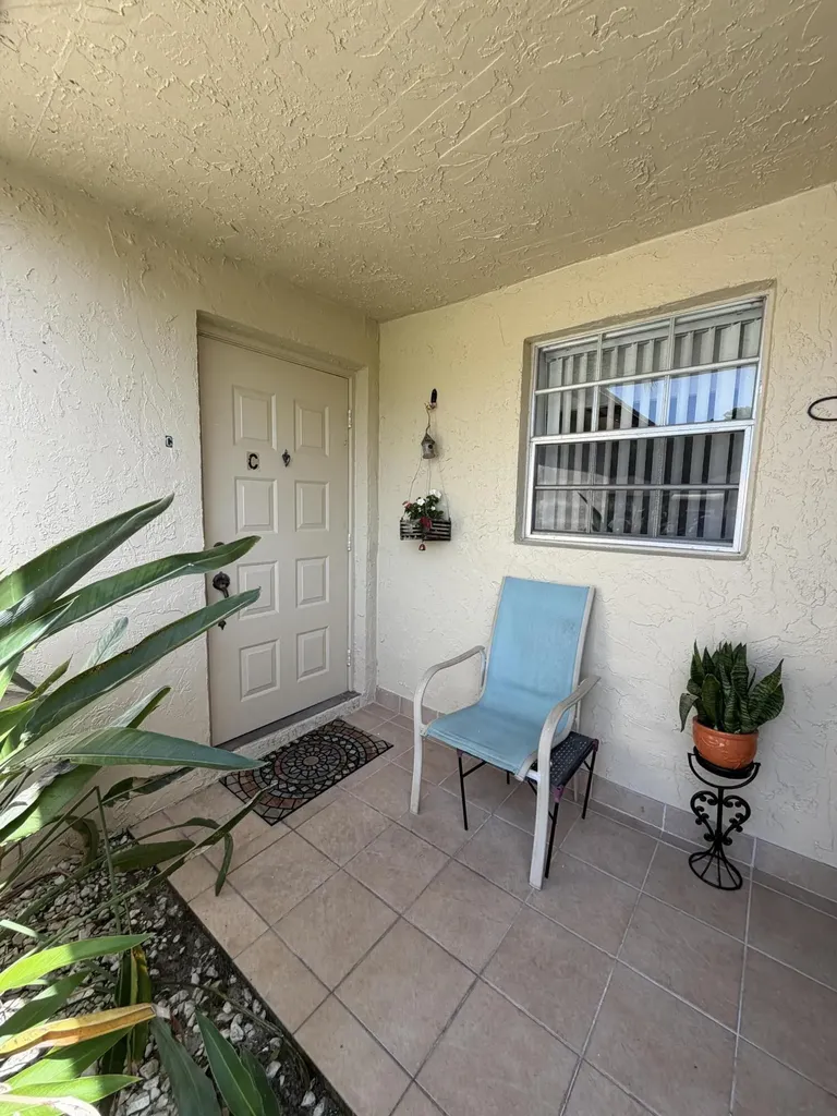 14010 Nesting Way Delray Beach FL 33484