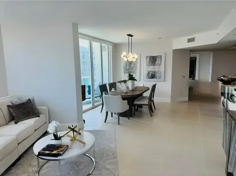 350 SE 2nd Street Fort Lauderdale FL 33301
