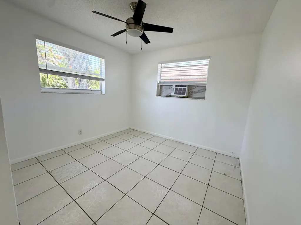 149 W 17th Street Riviera Beach FL 33404