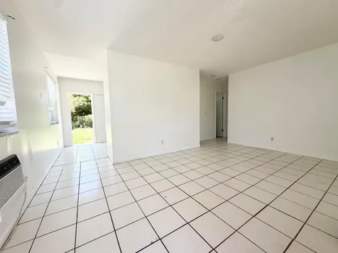 149 W 17th Street Riviera Beach FL 33404