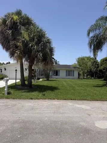 3079 Indian Trail Lake Worth FL 33462