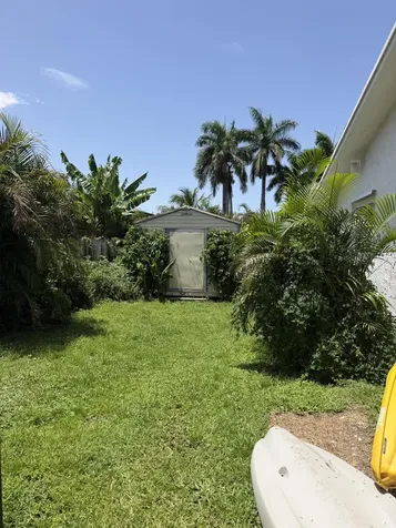 3079 Indian Trail Lake Worth FL 33462