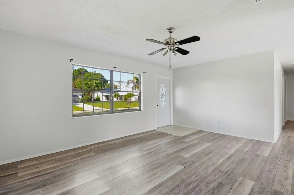 2773 SE Brevard Avenue Port St Lucie FL 34952