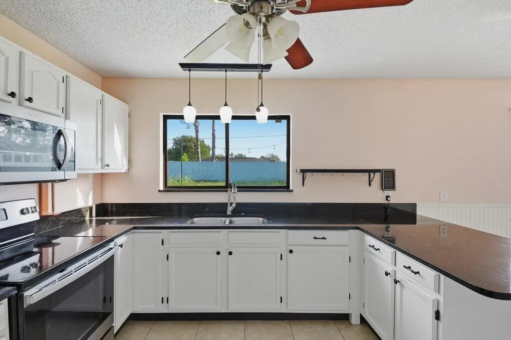 2773 SE Brevard Avenue Port St Lucie FL 34952