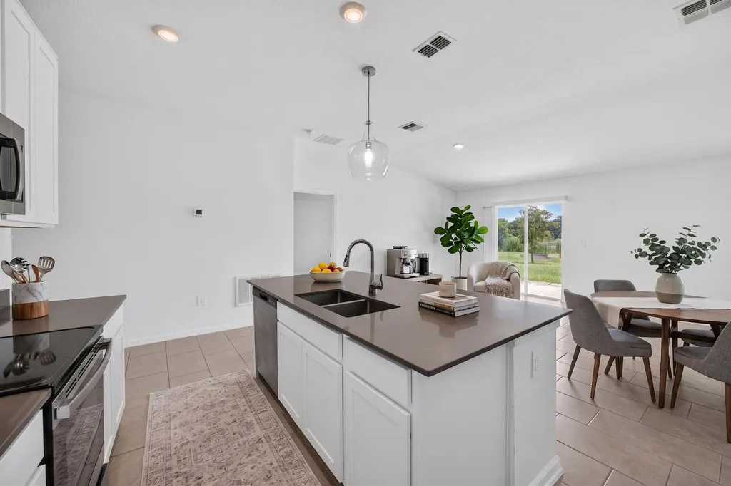 1119 James Paul Road Davenport FL 33837