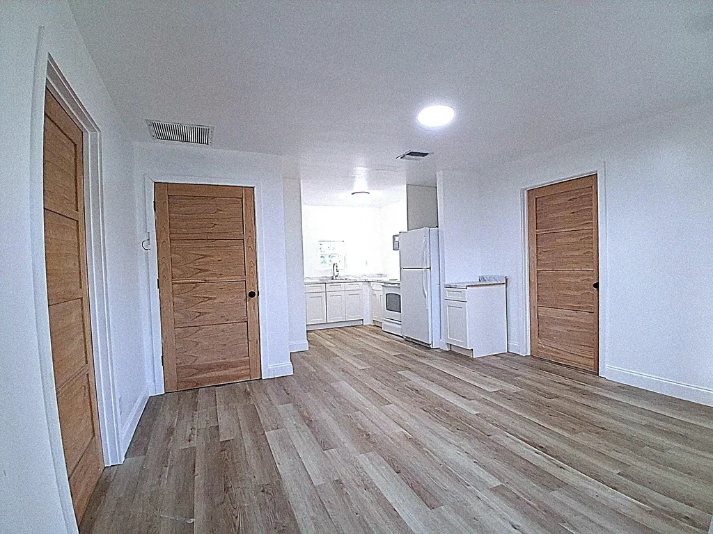 623 45th Street West Palm Beach FL 33407