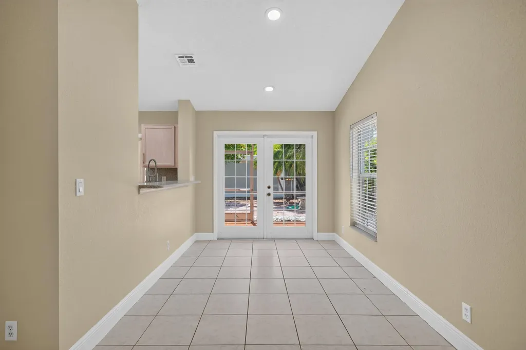4481 NW 20th Avenue Oakland Park FL 33309