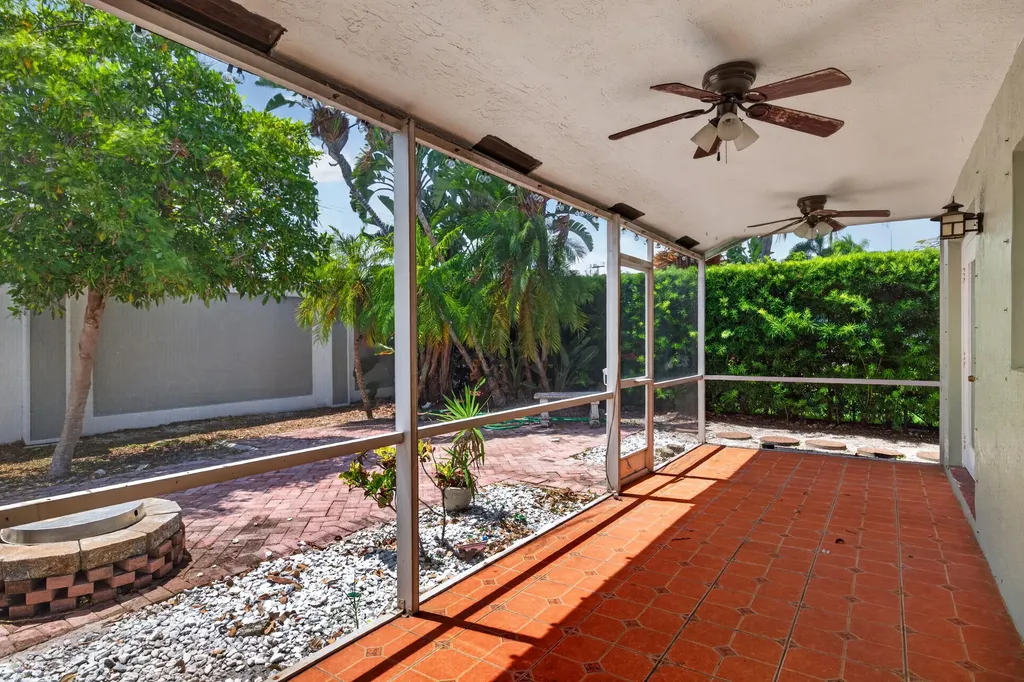 4481 NW 20th Avenue Oakland Park FL 33309