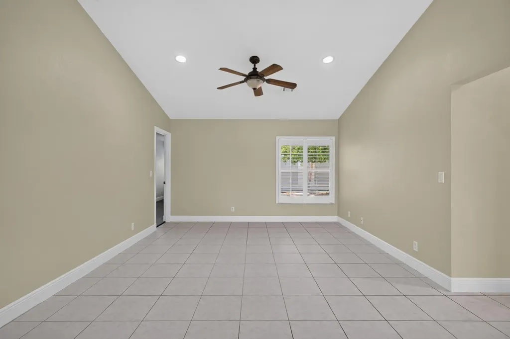 4481 NW 20th Avenue Oakland Park FL 33309
