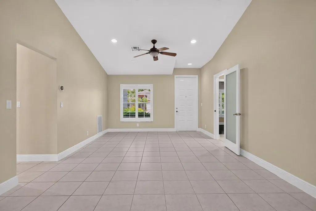 4481 NW 20th Avenue Oakland Park FL 33309