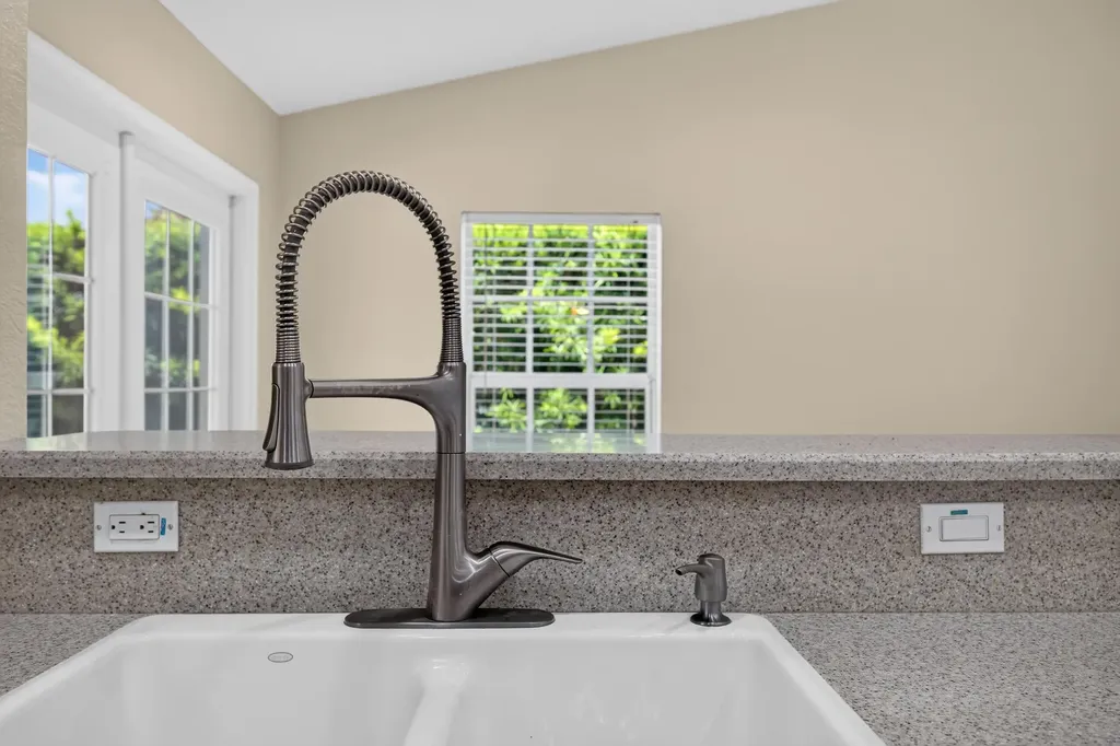 4481 NW 20th Avenue Oakland Park FL 33309
