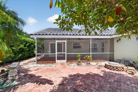 4481 NW 20th Avenue Oakland Park FL 33309