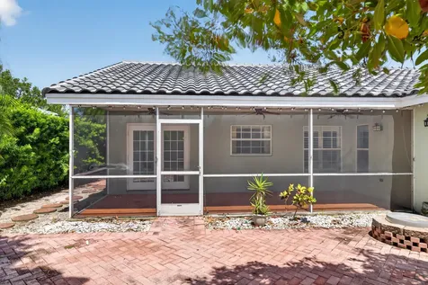 4481 NW 20th Avenue Oakland Park FL 33309